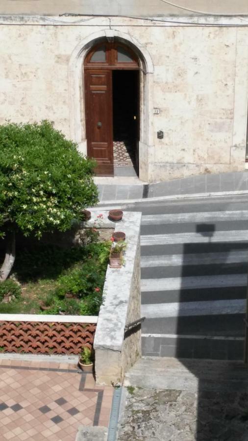 Al 32 B&B Massa Marittima Exteriör bild