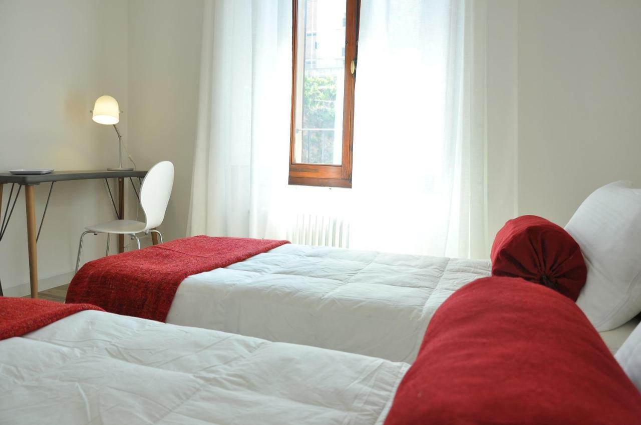 Al 32 B&B Massa Marittima Exteriör bild