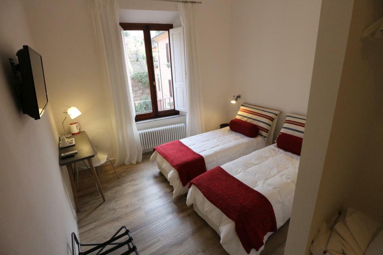 Al 32 B&B Massa Marittima Exteriör bild