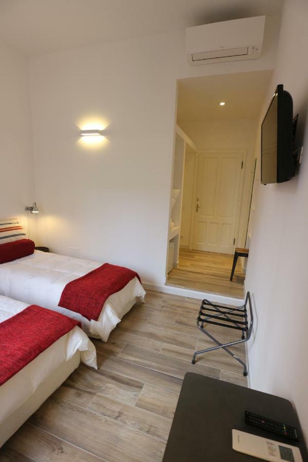 Al 32 B&B Massa Marittima Exteriör bild